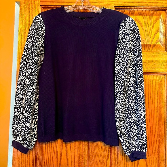 Current Air Navy and floral blouse - Picture 1 of 4